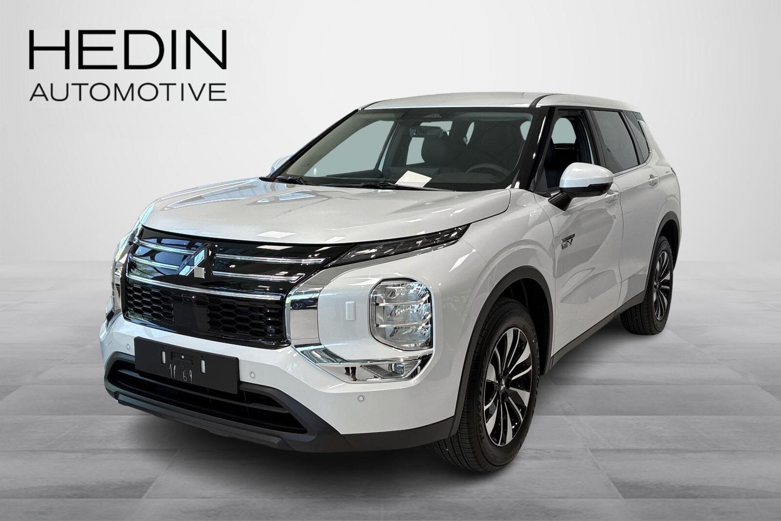 Mitsubishi Outlander 2025