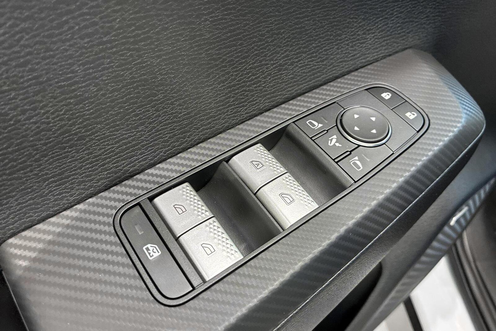 Mitsubishi Outlander 2025