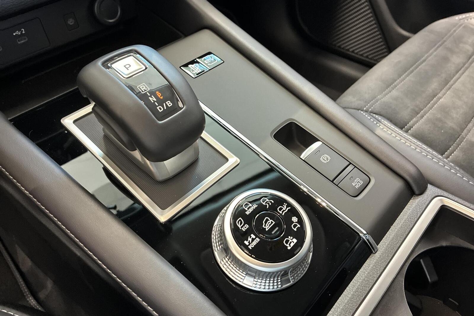Mitsubishi Outlander 2025
