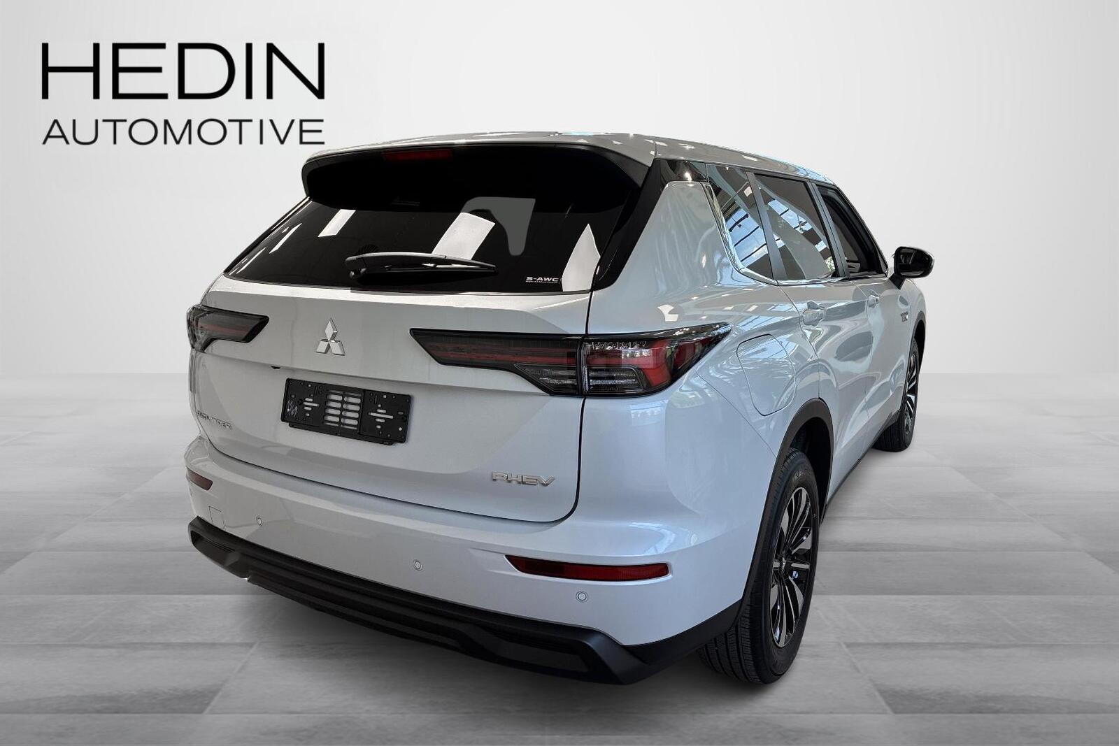 Mitsubishi Outlander 2025