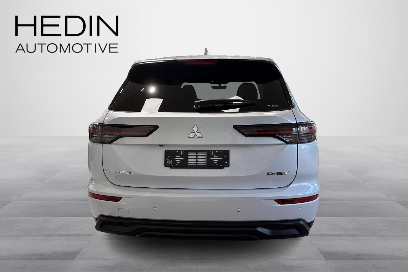 Mitsubishi Outlander 2025