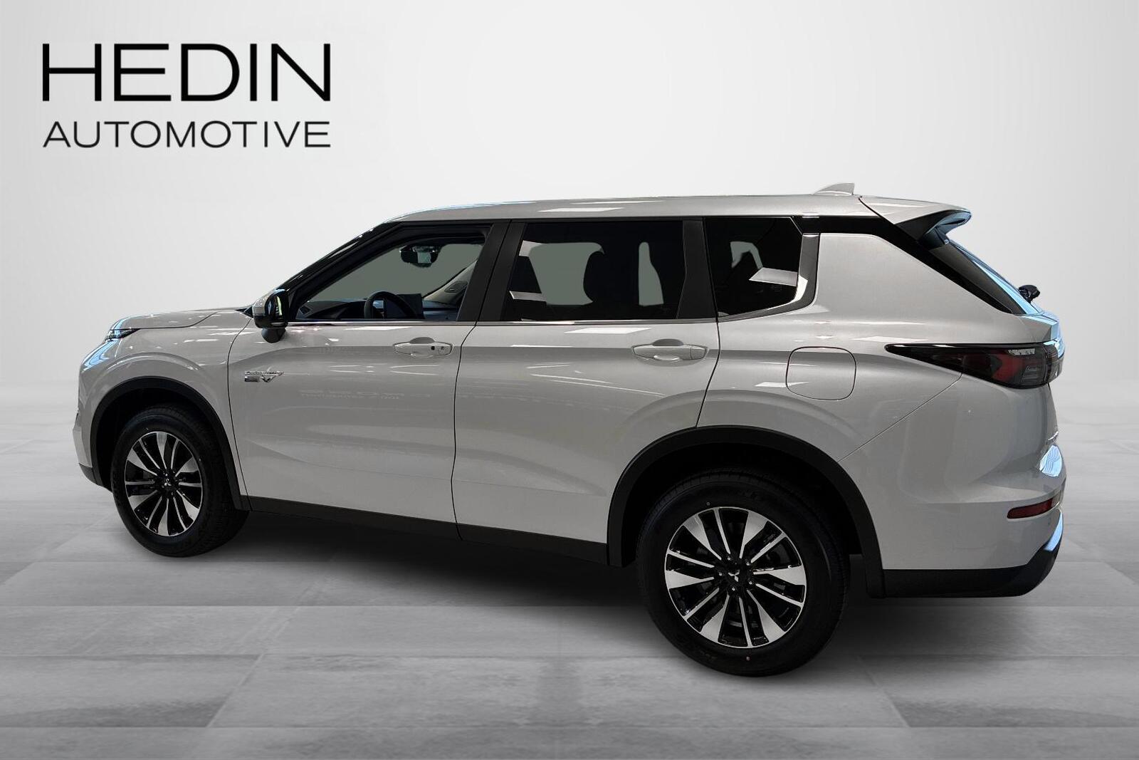 Mitsubishi Outlander 2025