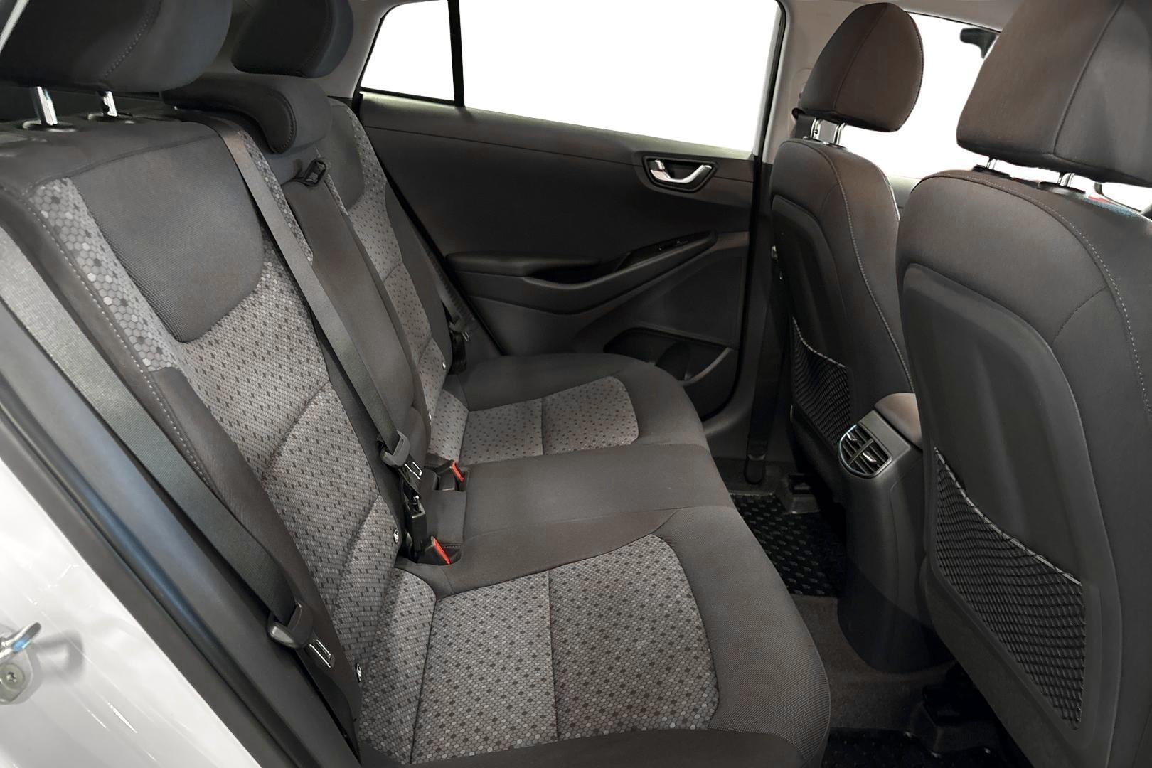 Hyundai IONIQ plug-in 2019
