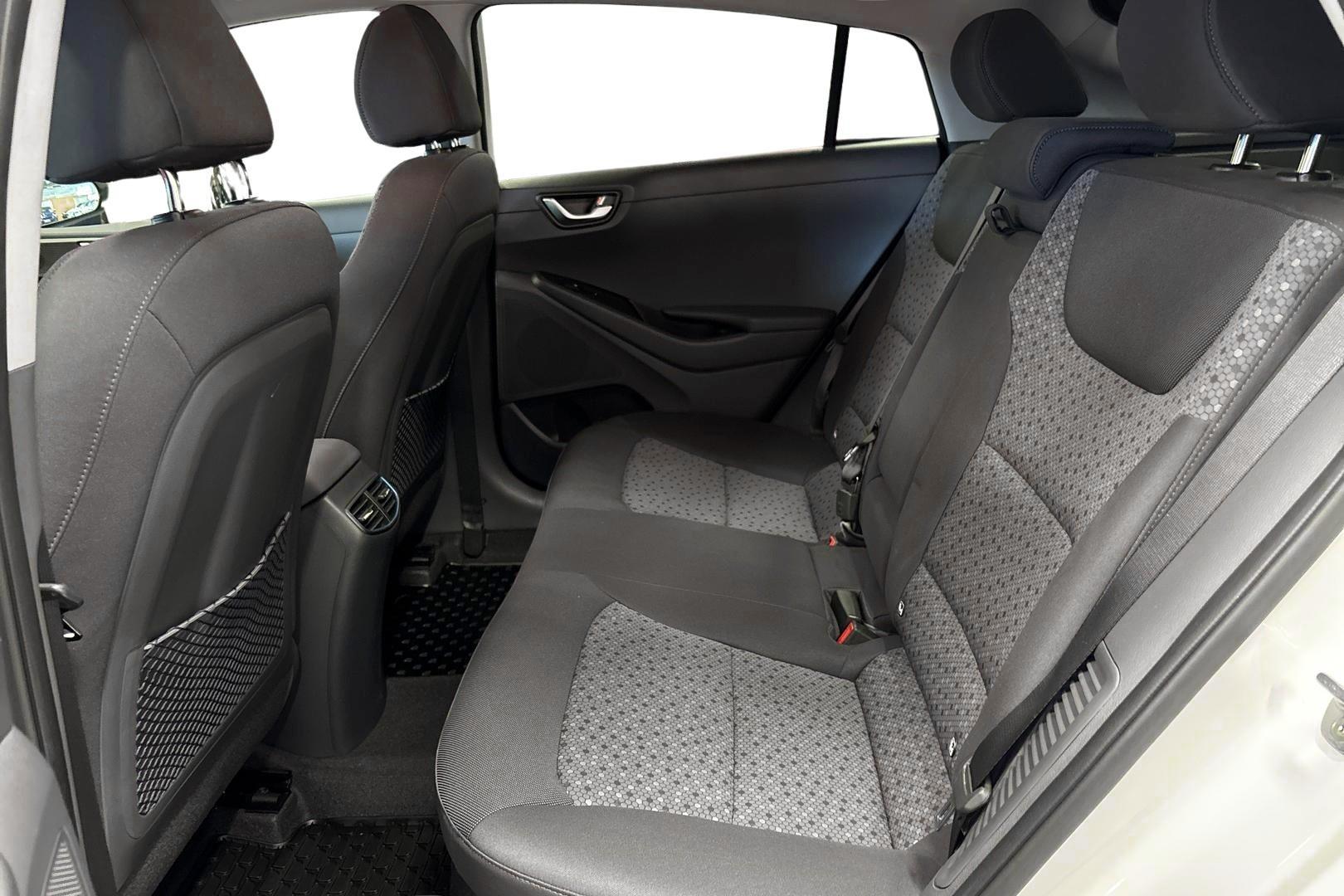 Hyundai IONIQ plug-in 2019