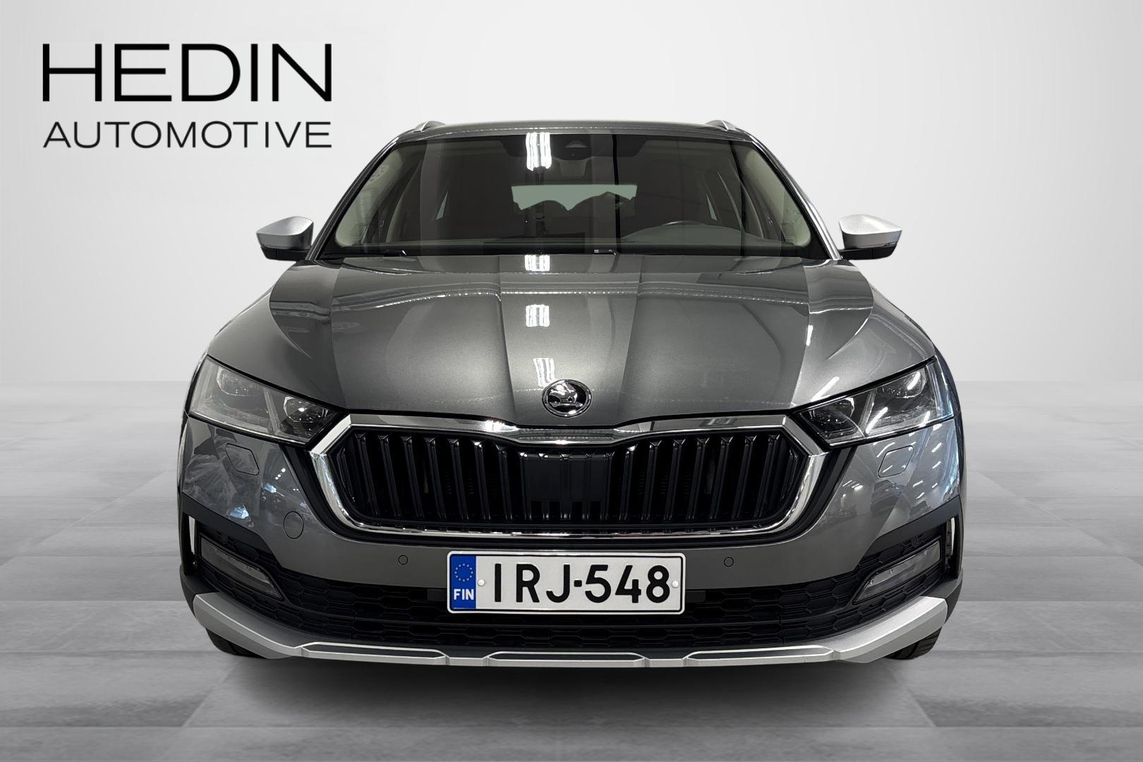SKODA OCTAVIA 2023