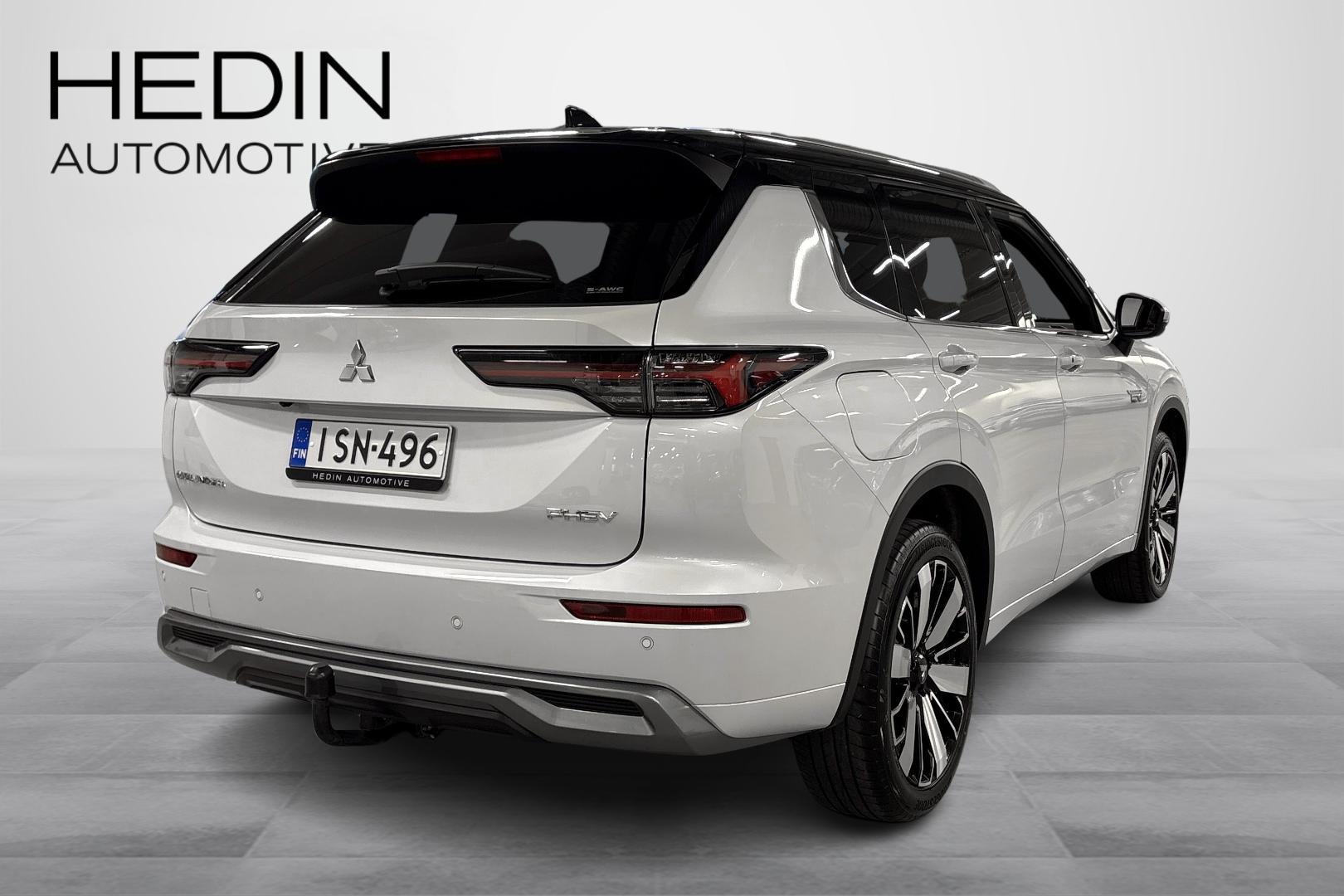 Mitsubishi Outlander 2025