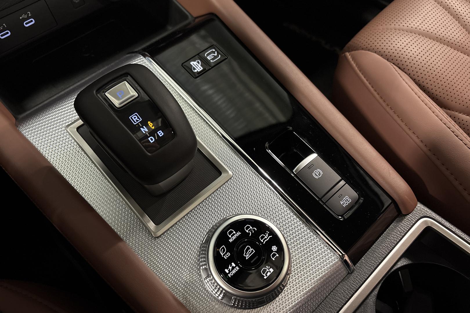 Mitsubishi Outlander 2025