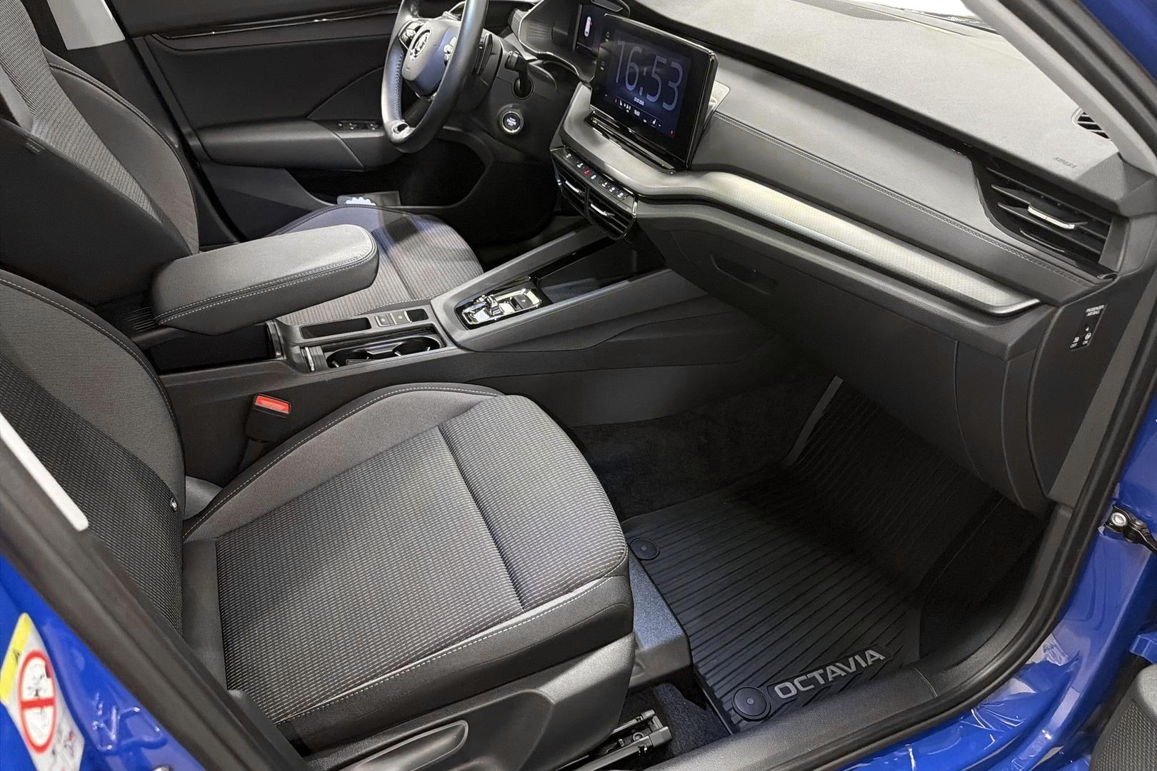 Skoda Octavia 2023