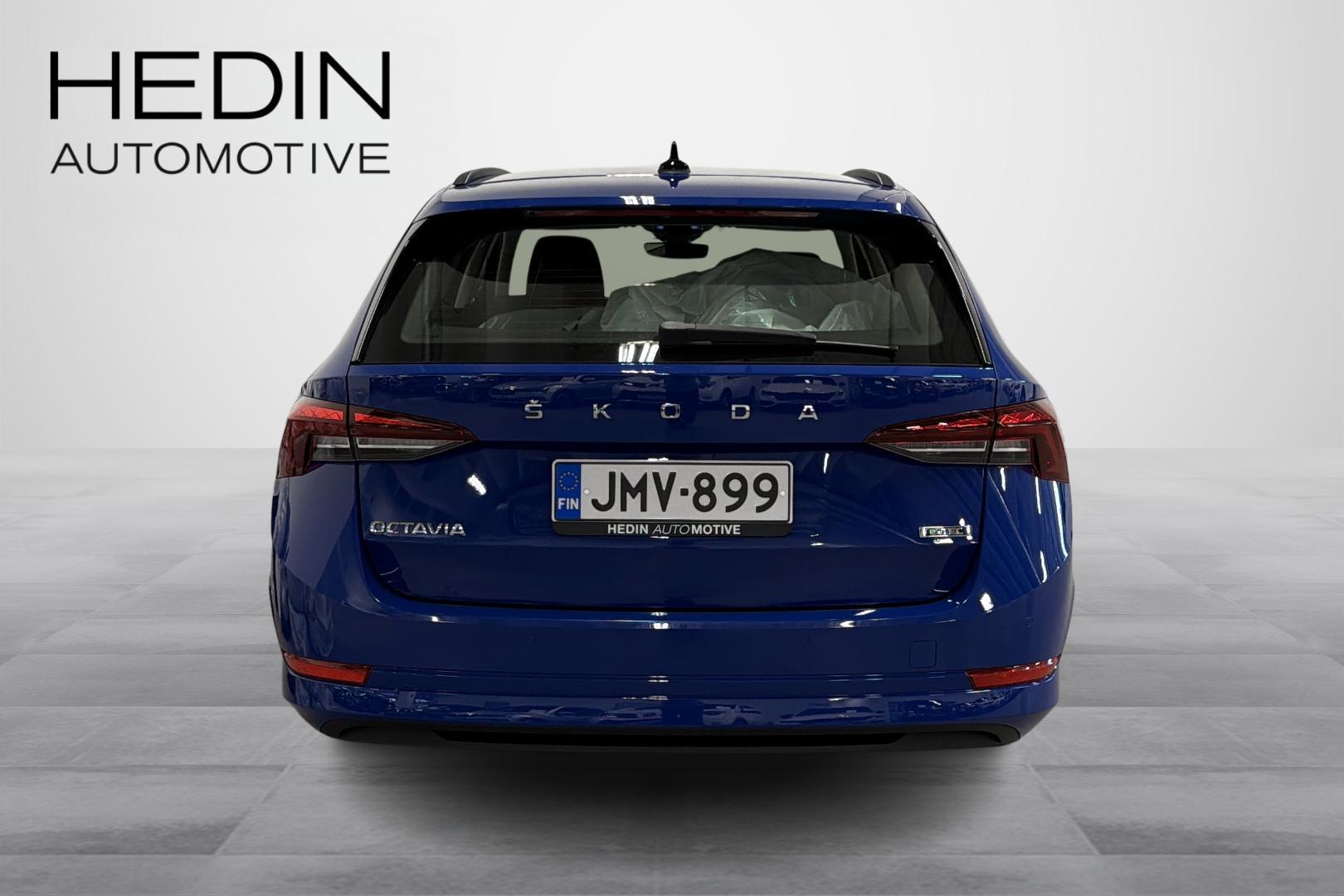 Skoda Octavia 2023