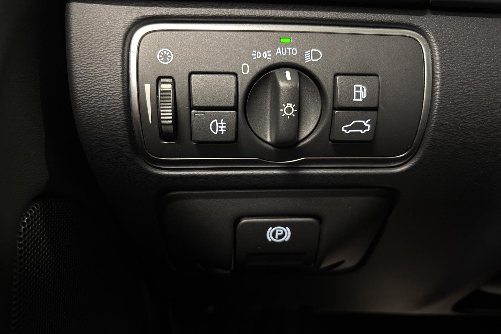 Volvo V60 Cross Country 2016