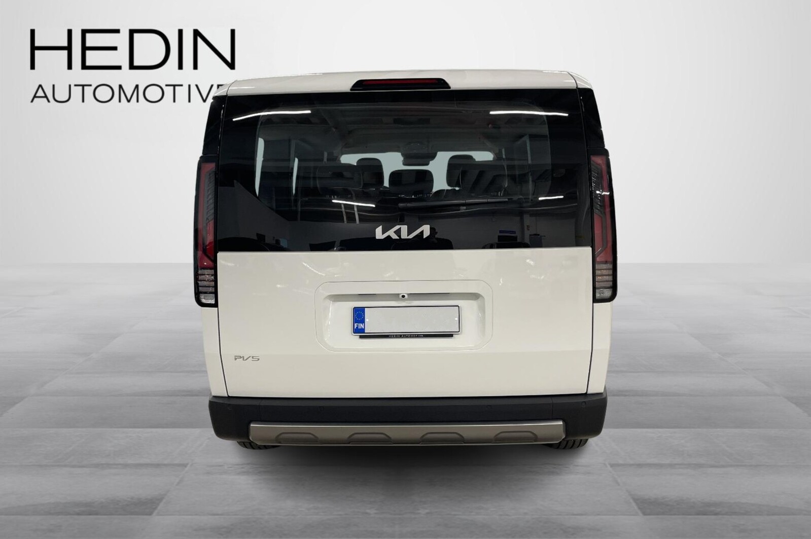 Kia PV5 4