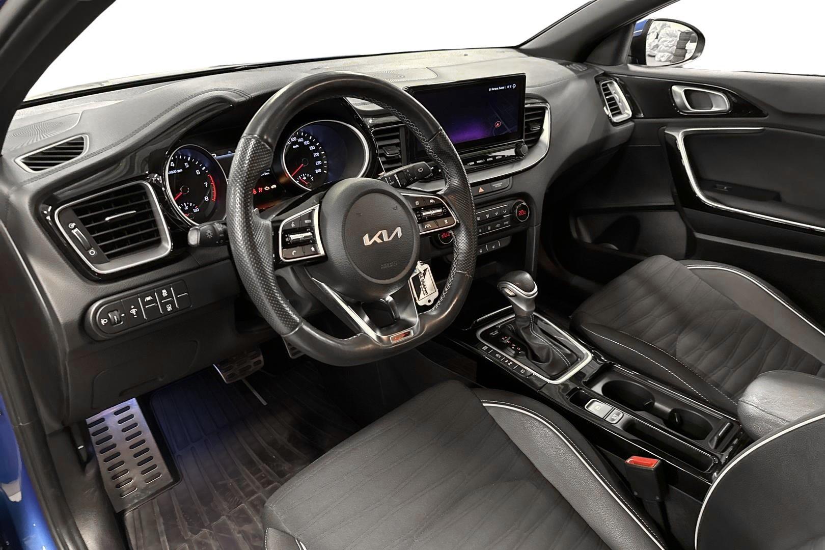 Kia ProCeed 2023