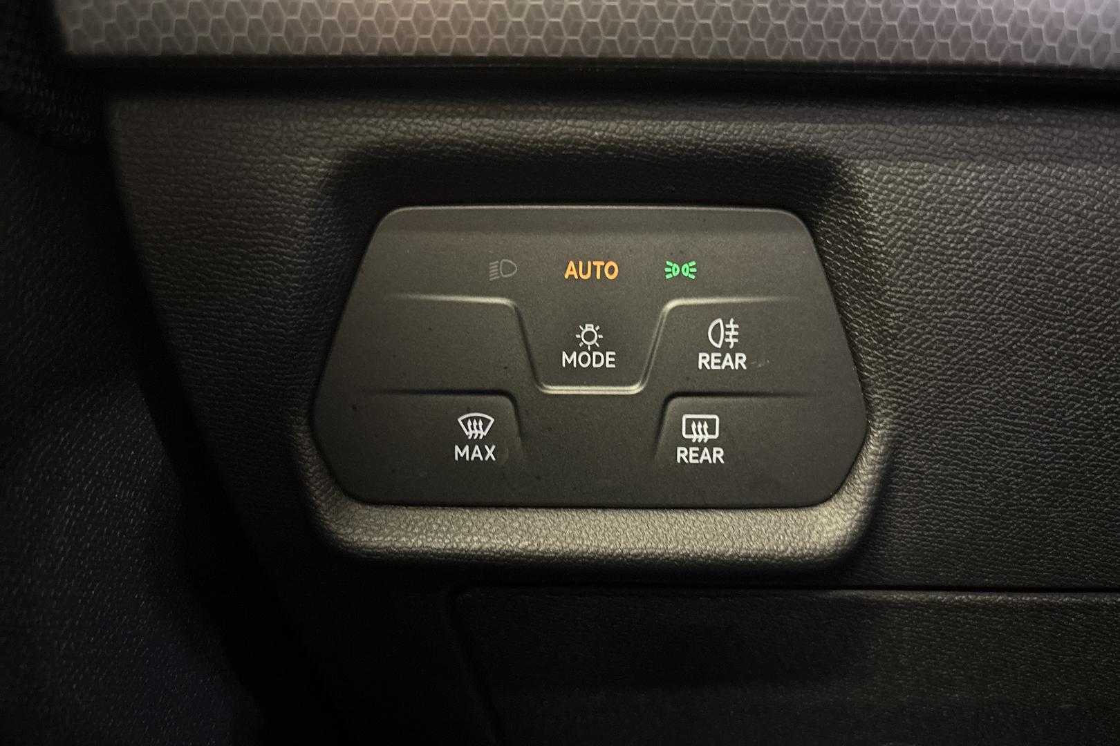 SEAT LEON SPORTSTOURER 2021