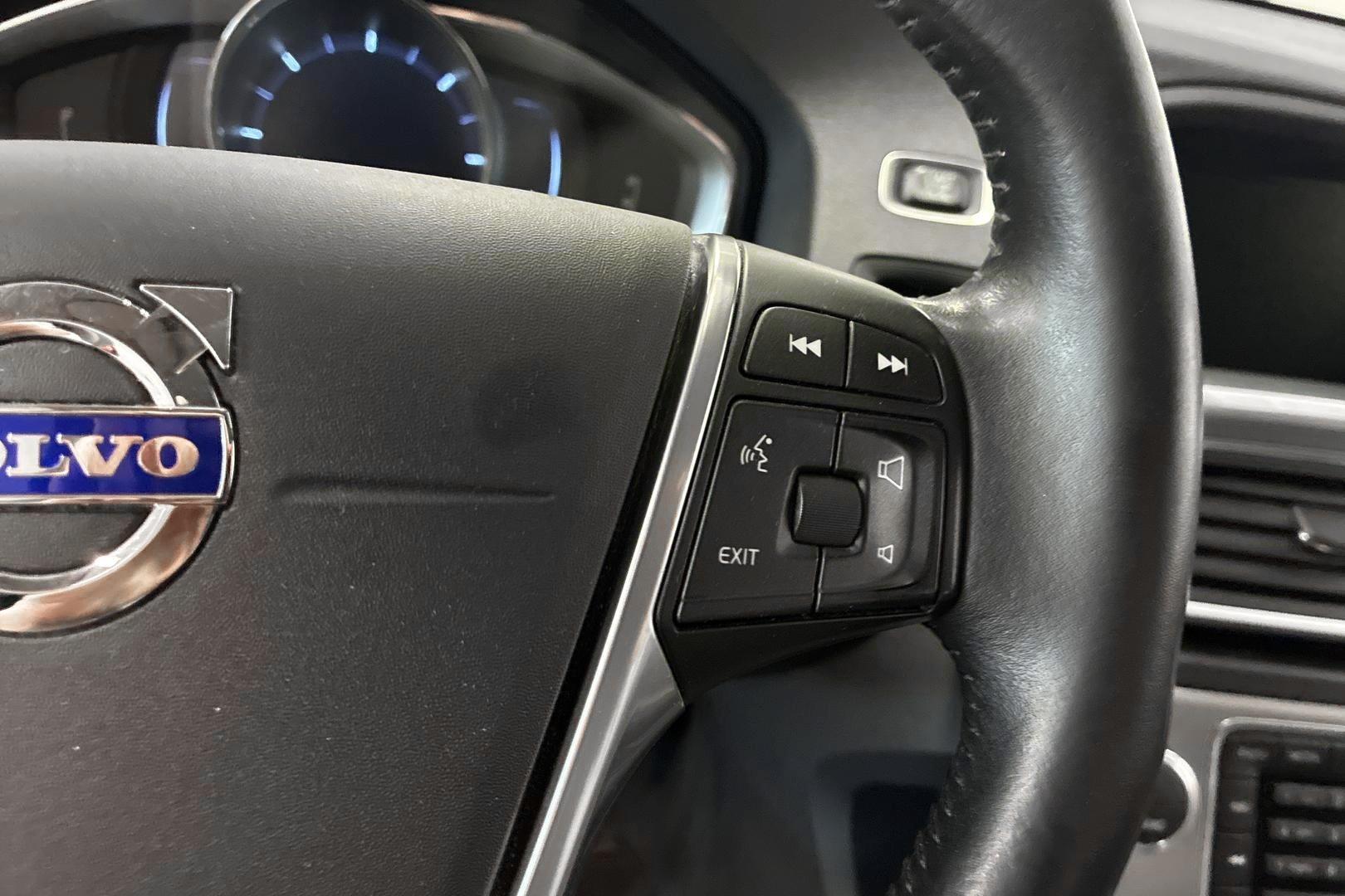 Volvo V60 2016