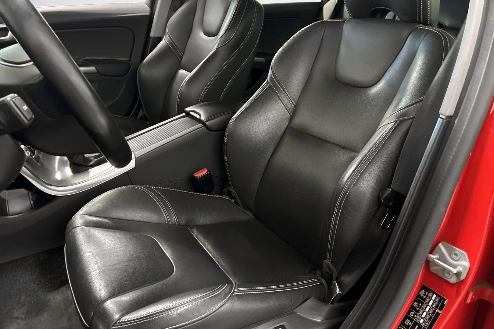 Volvo V60 2016