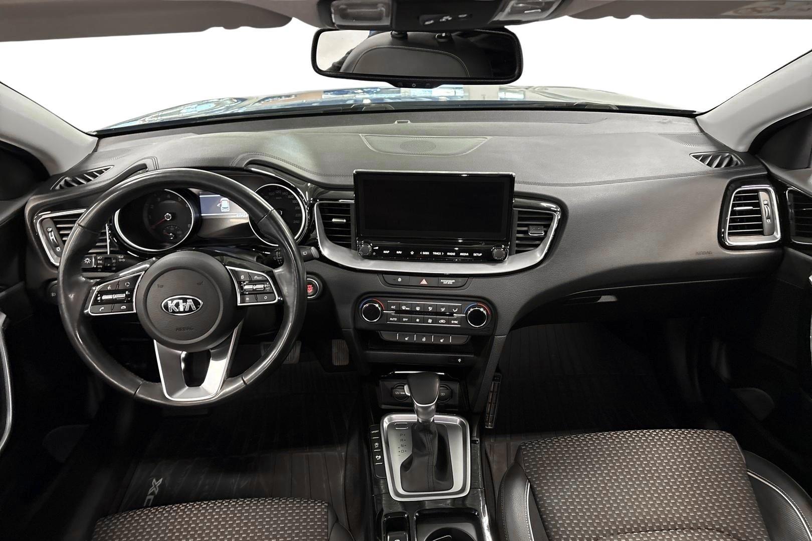 Kia XCeed 8