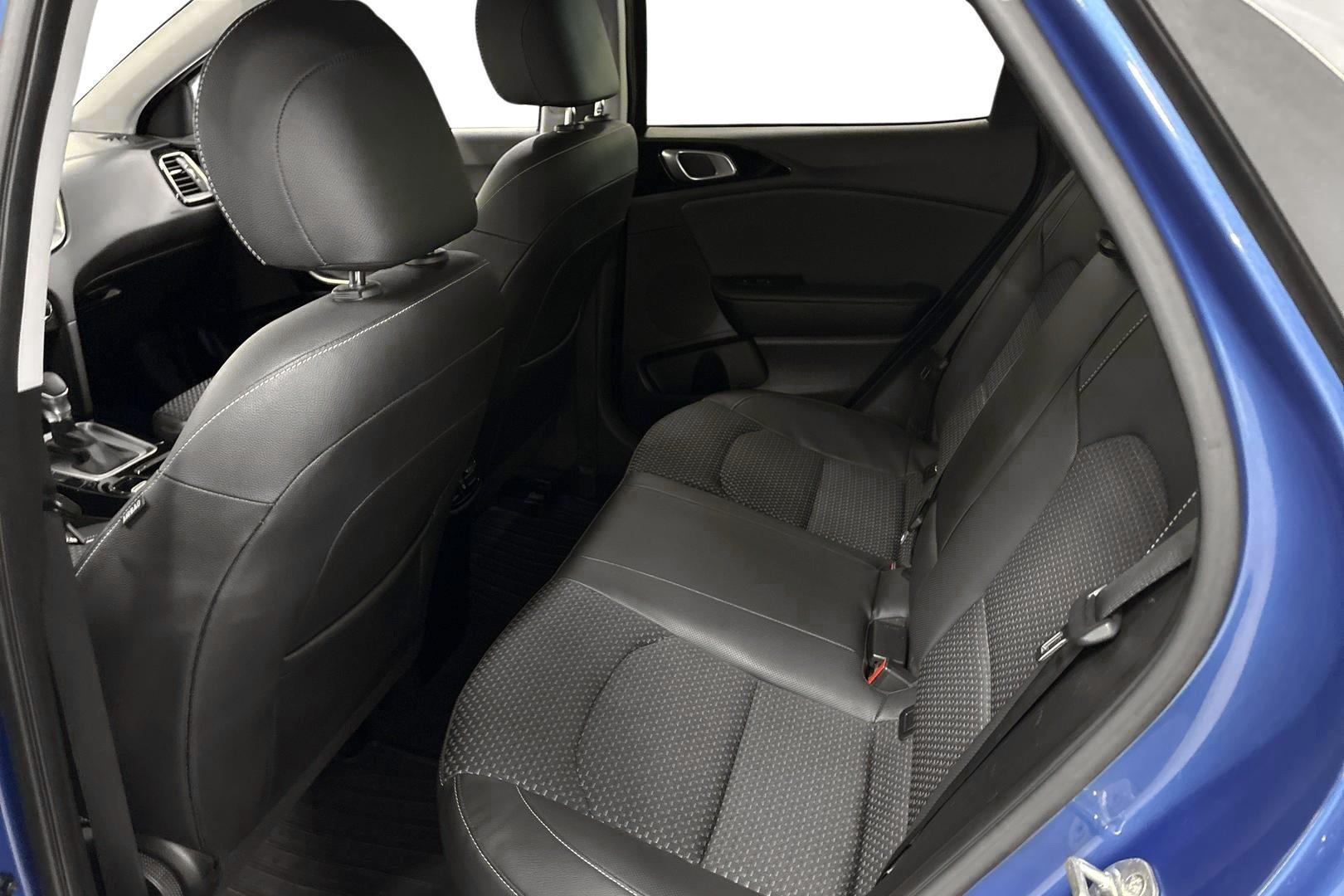 Kia XCeed 9