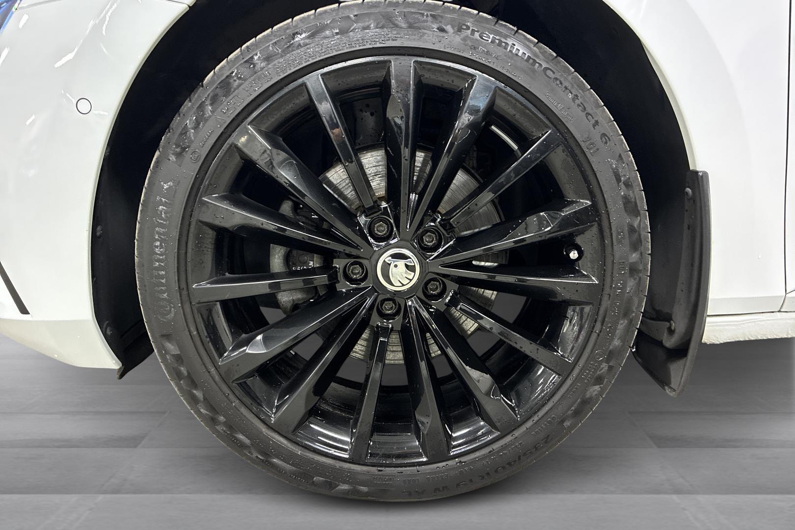 Skoda Superb 2021