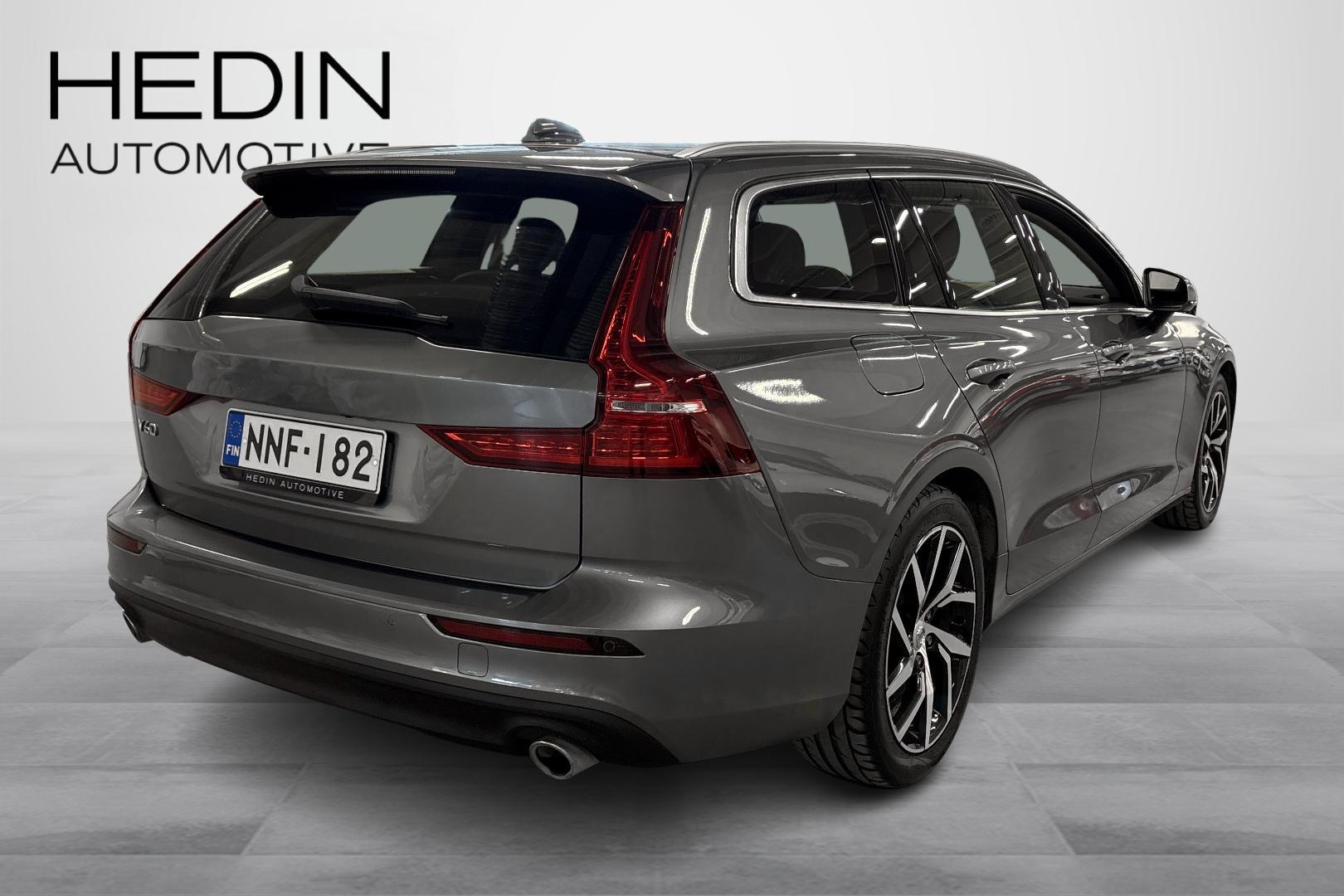 VOLVO V60 2020