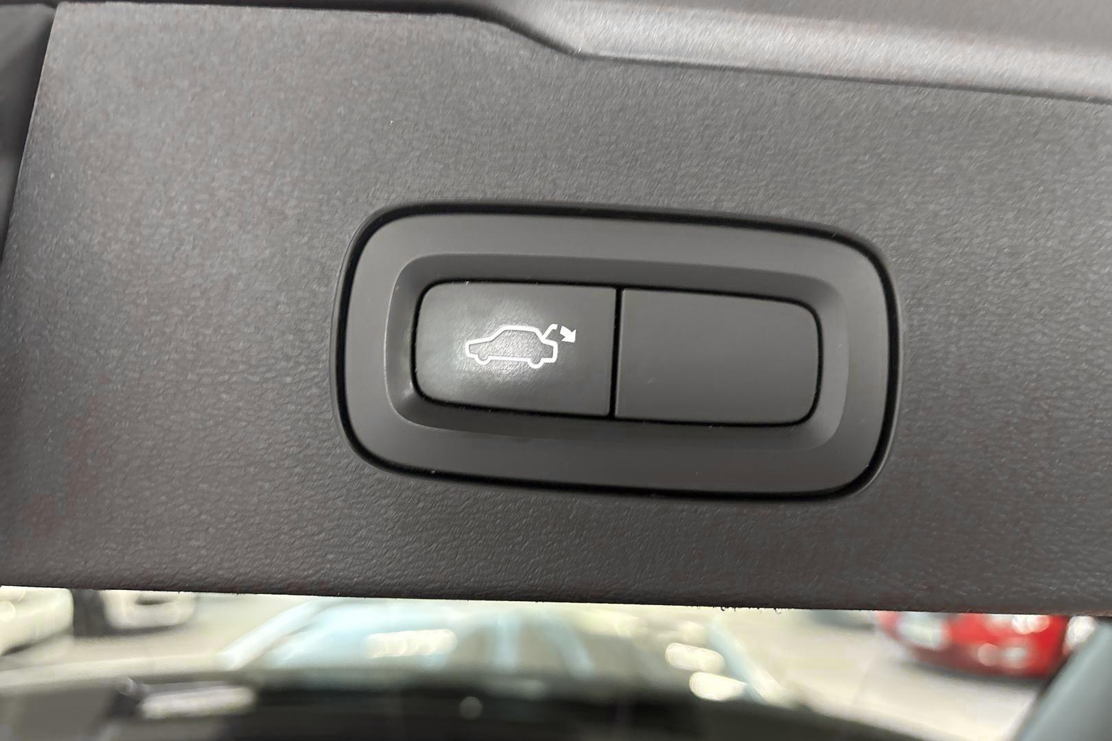 VOLVO V60 2020