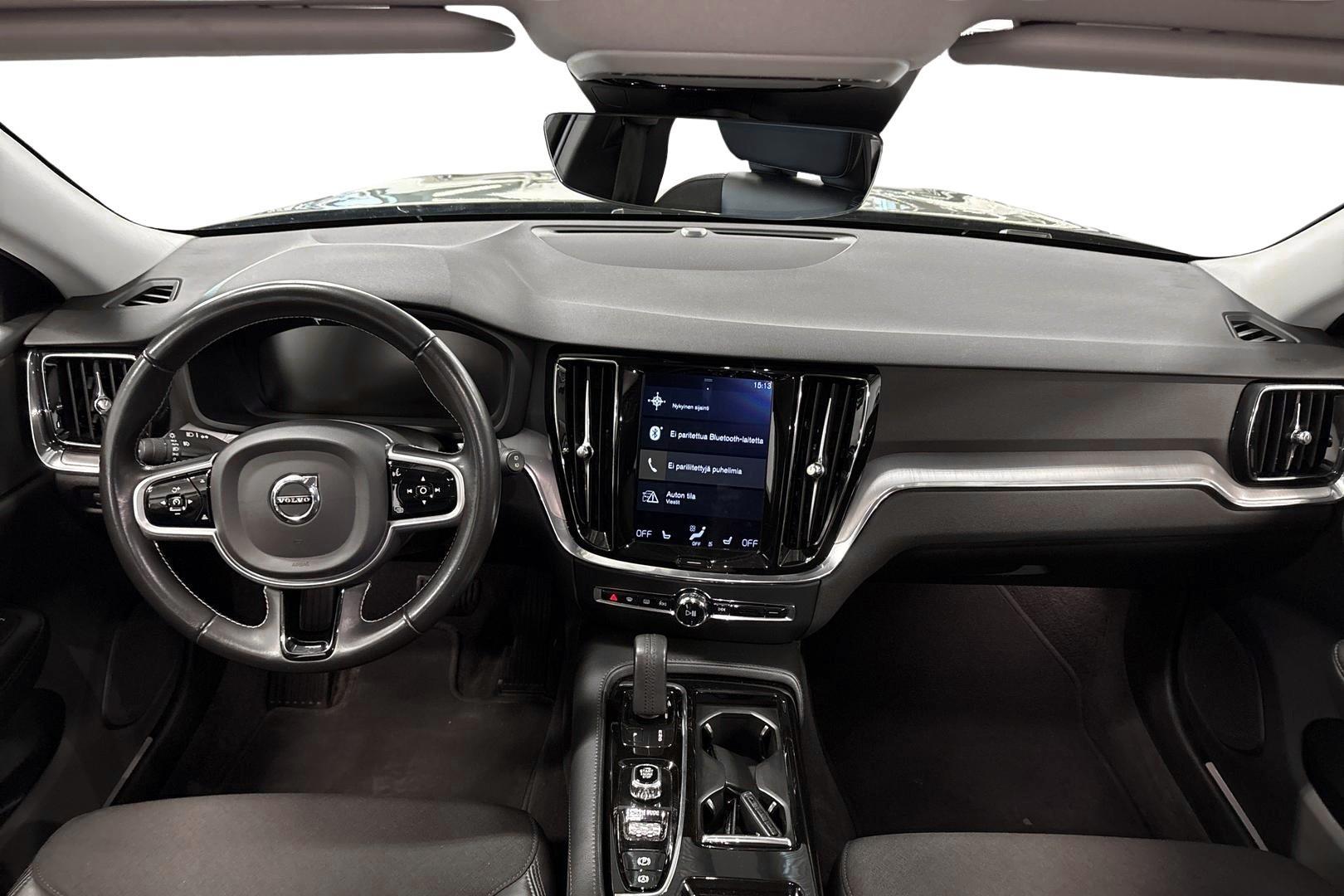 VOLVO V60 2020