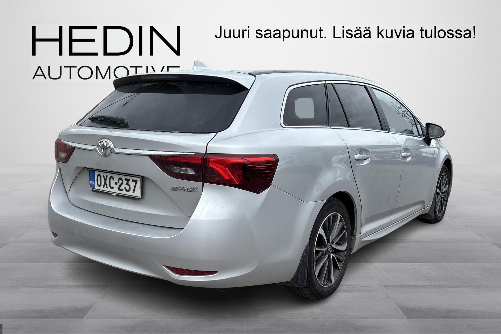 TOYOTA AVENSIS 2017