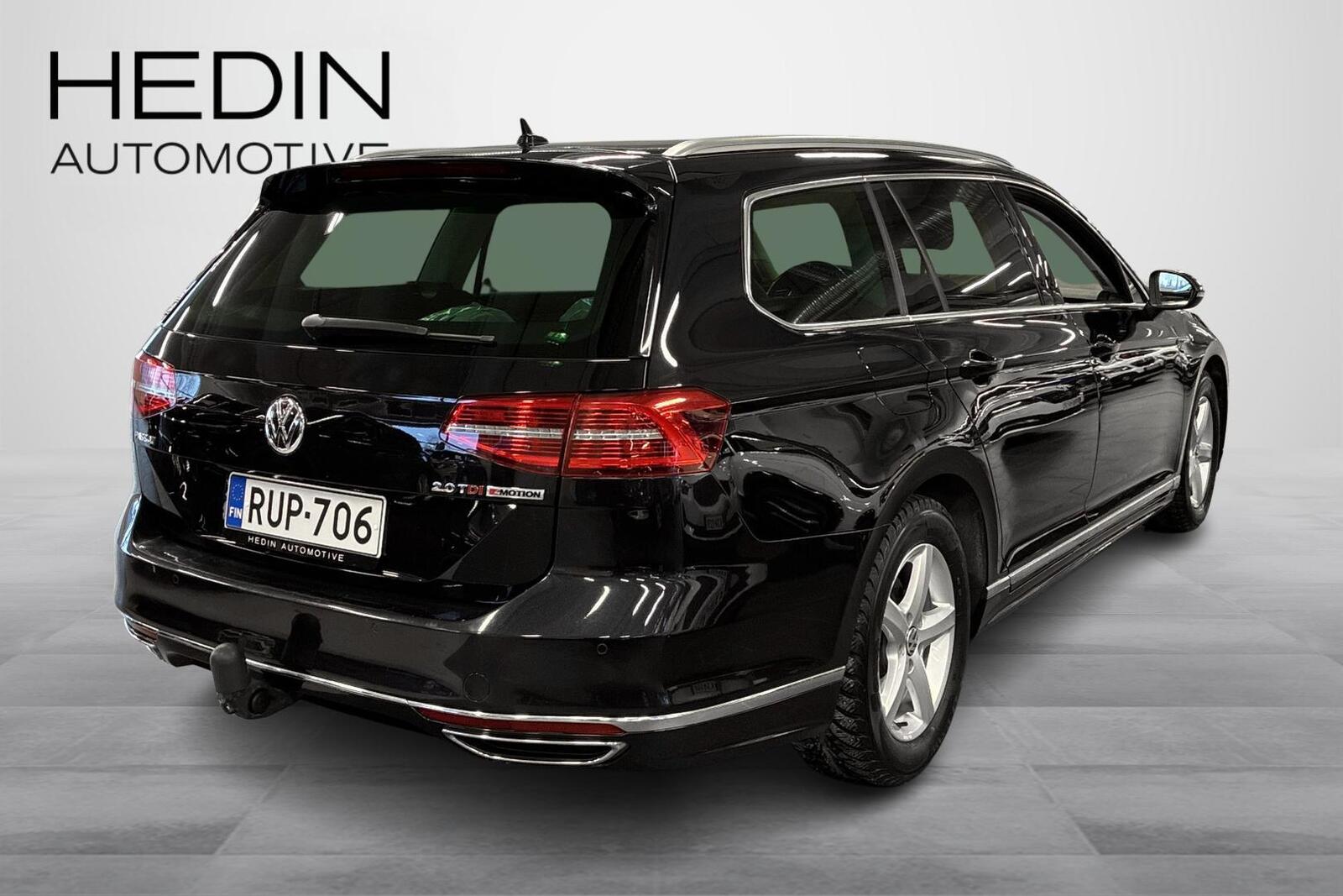 VOLKSWAGEN Passat 2016