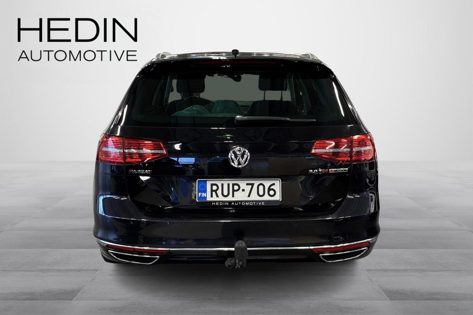 VOLKSWAGEN Passat 2016