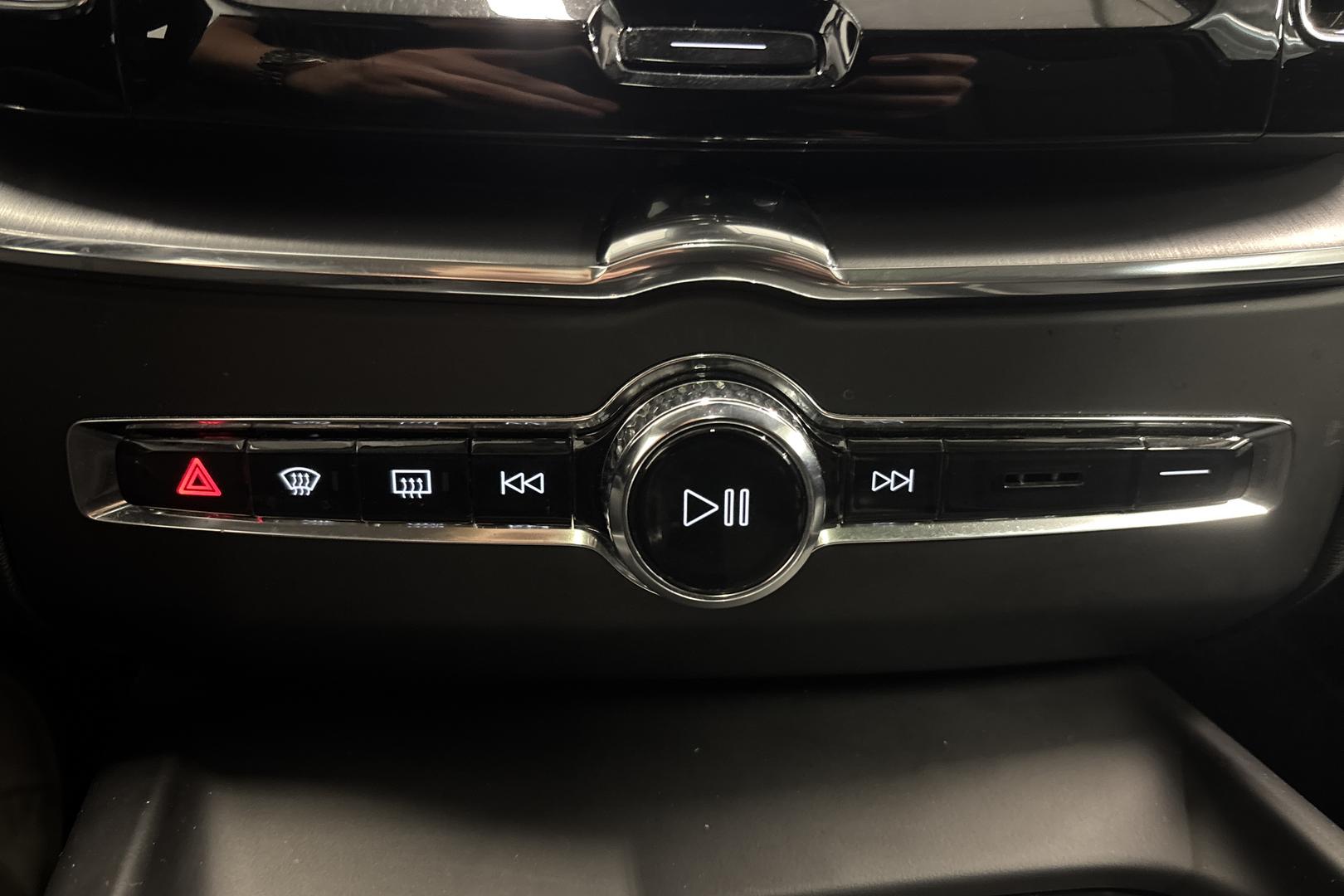 Volvo XC60 2021