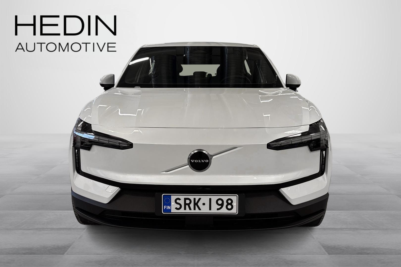 VOLVO EX30 2025