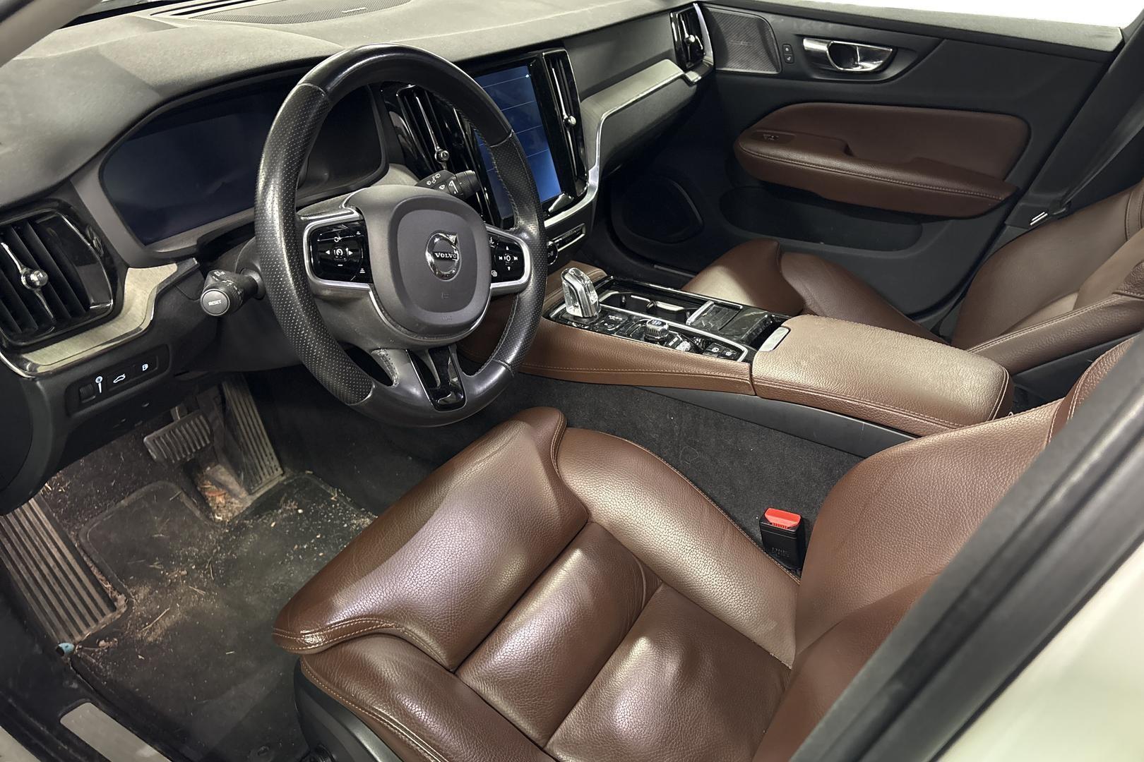 Volvo V60 2019