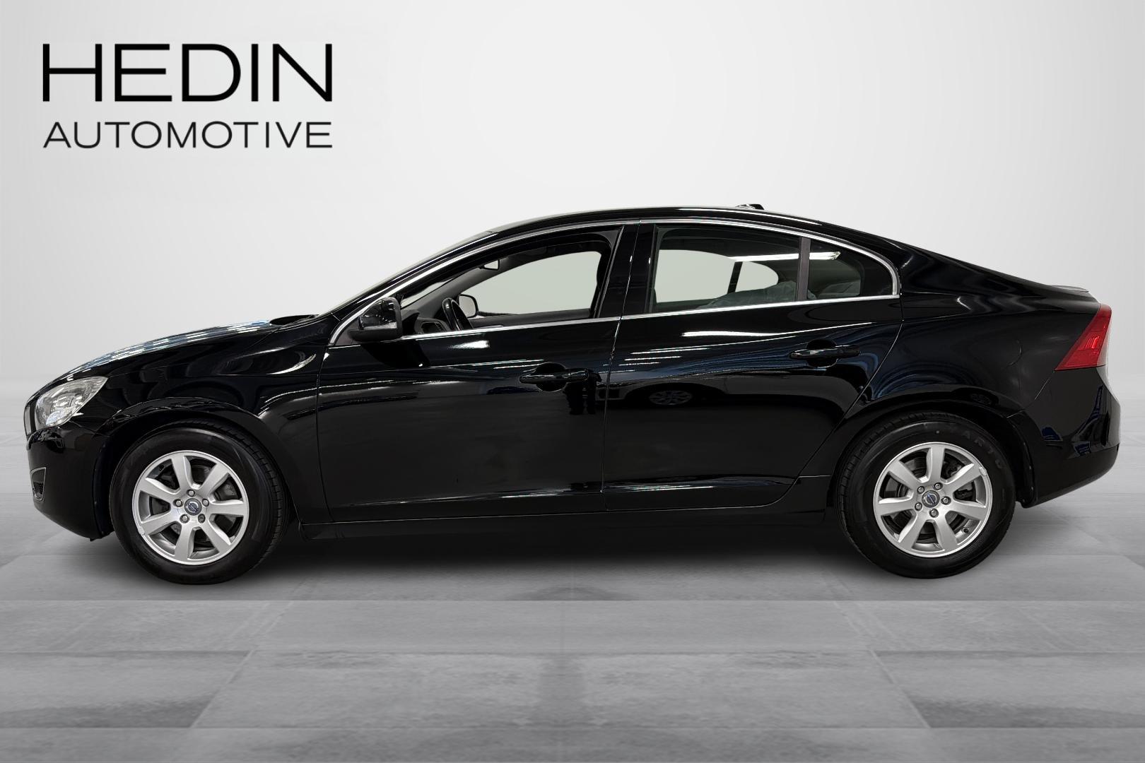 VOLVO S60 2012