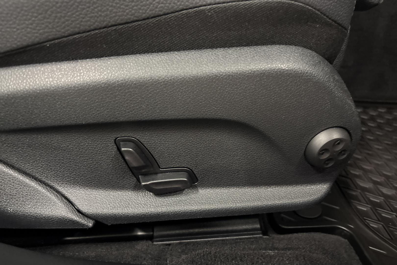 MERCEDES-BENZ C 2016