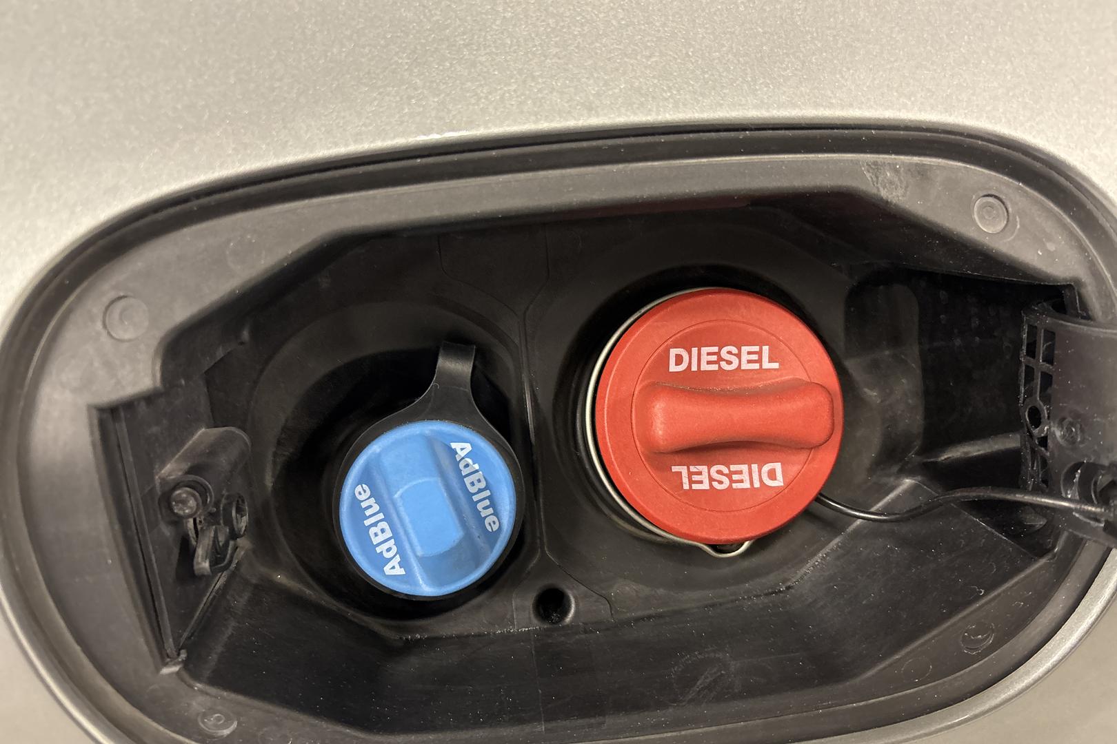 MERCEDES-BENZ C 2016