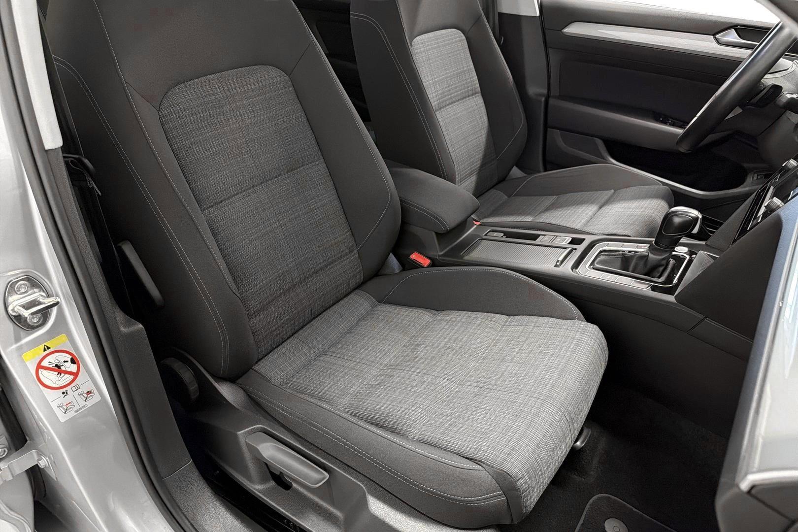Volkswagen Passat 2022