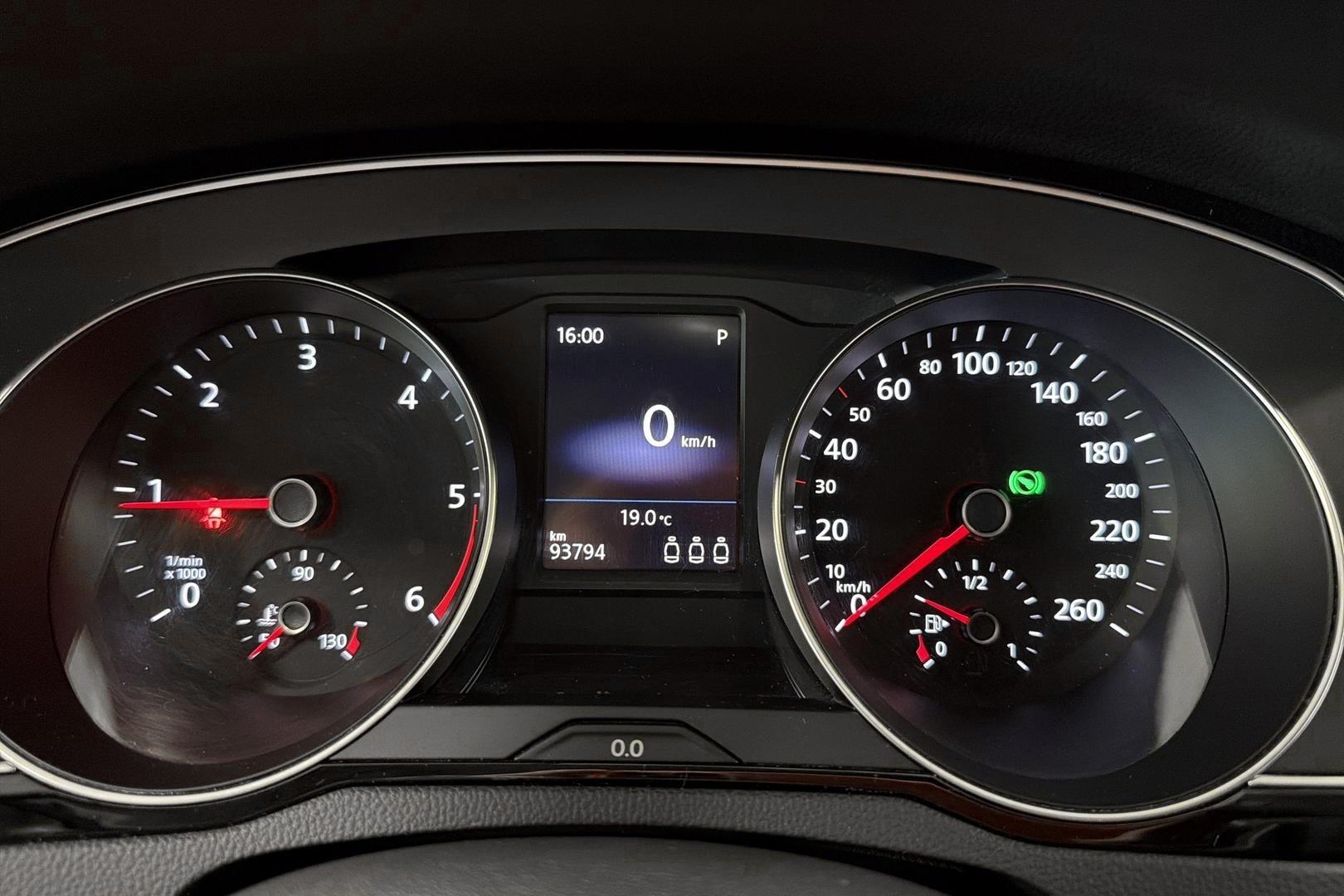 Volkswagen Passat 2022