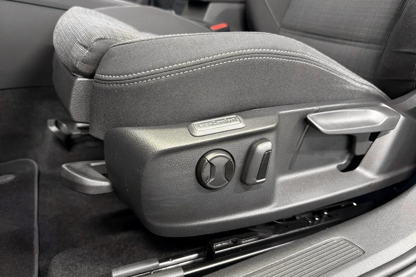 Volkswagen Passat 2022
