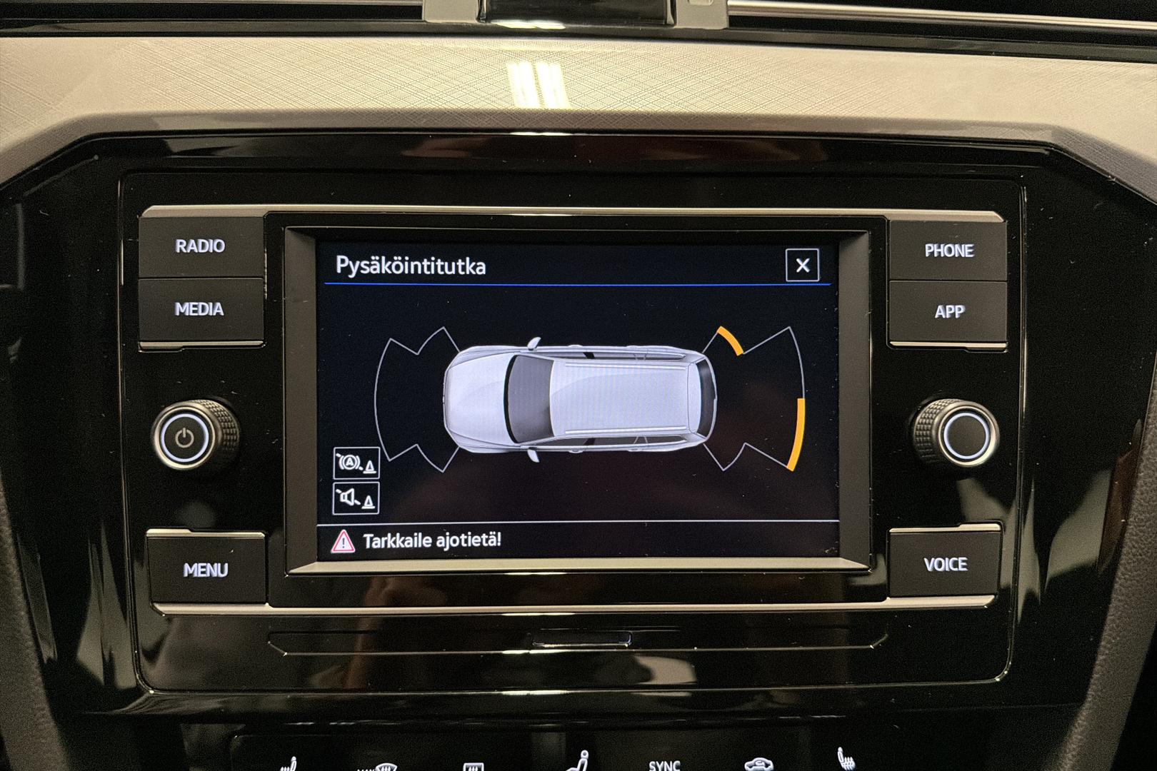 Volkswagen Passat 2022