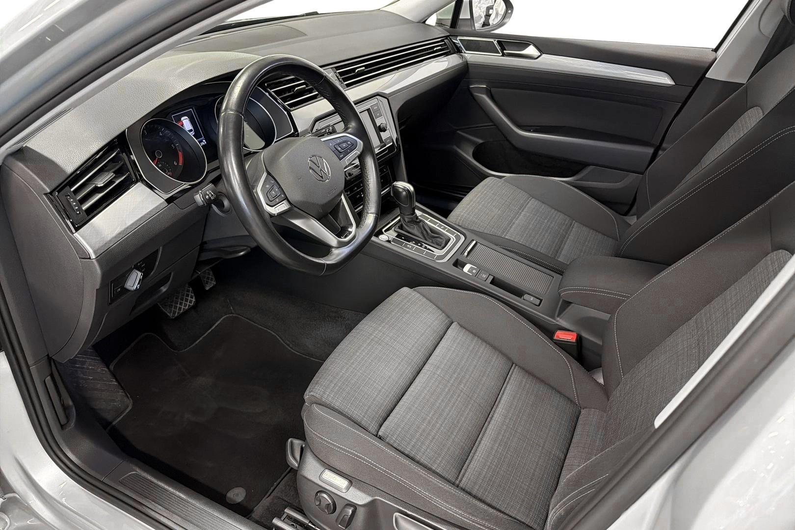 Volkswagen Passat 2022