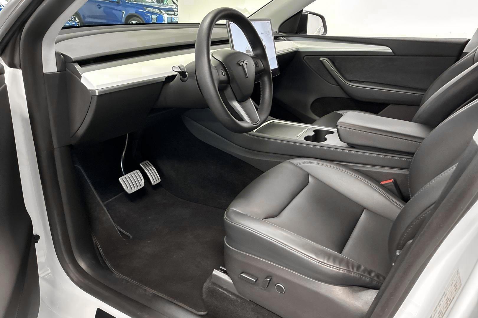 Tesla Model Y 2022