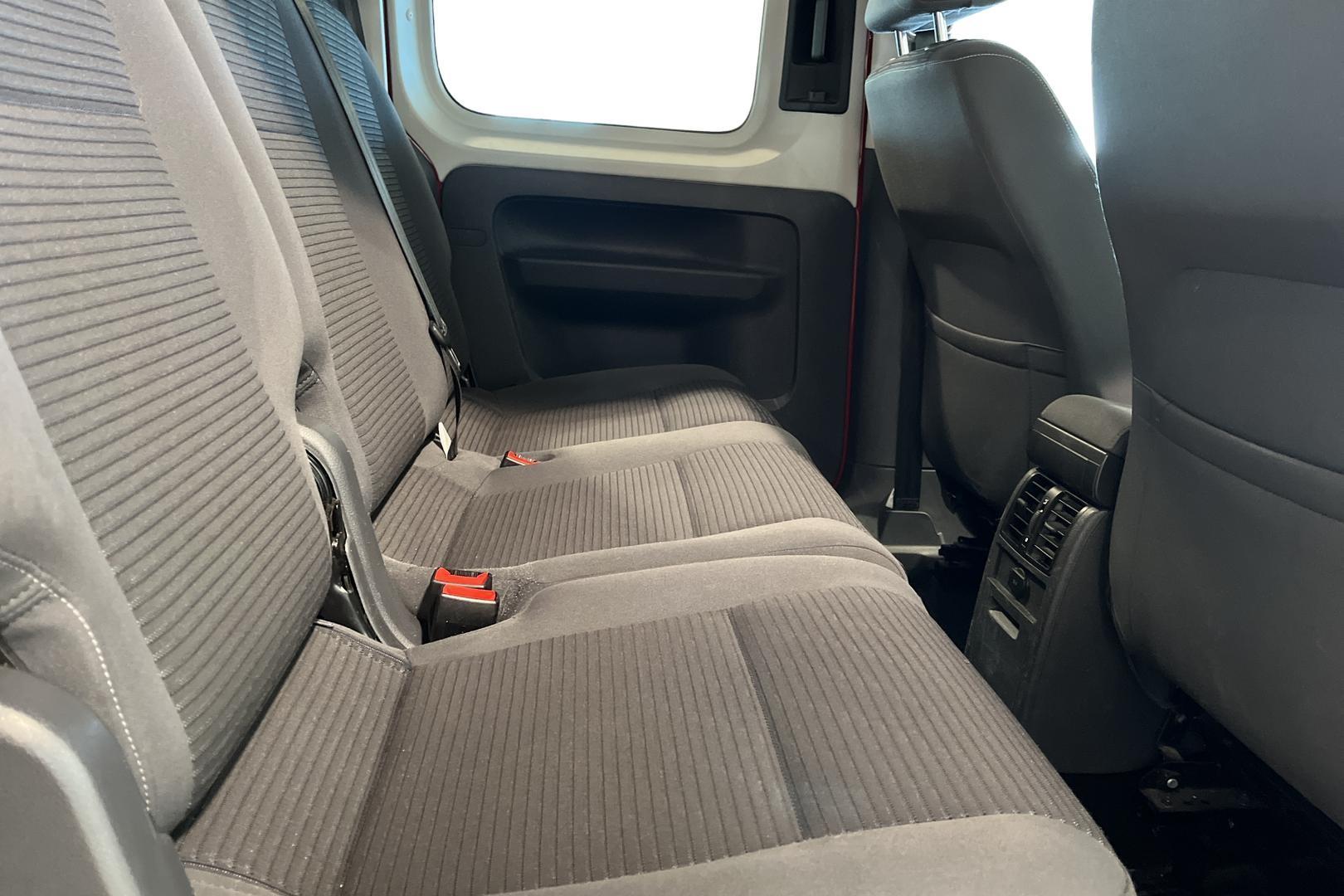 VOLKSWAGEN CADDY 2013