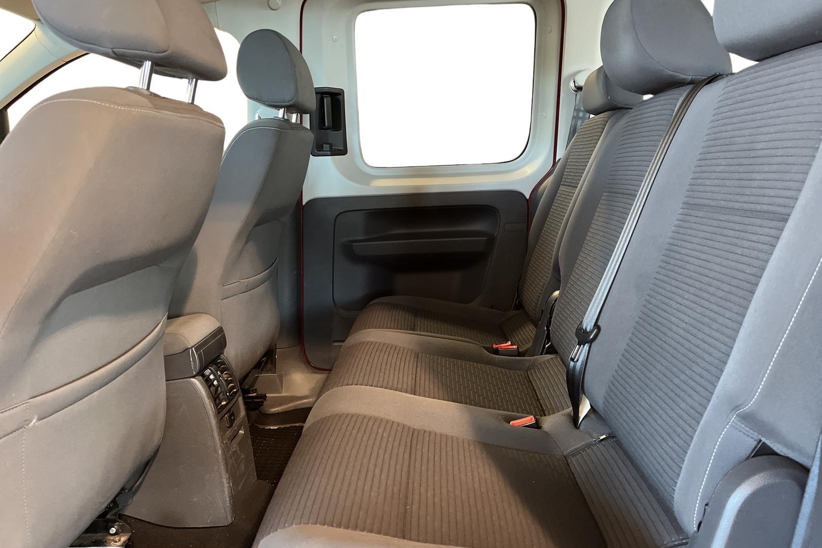 VOLKSWAGEN CADDY 2013
