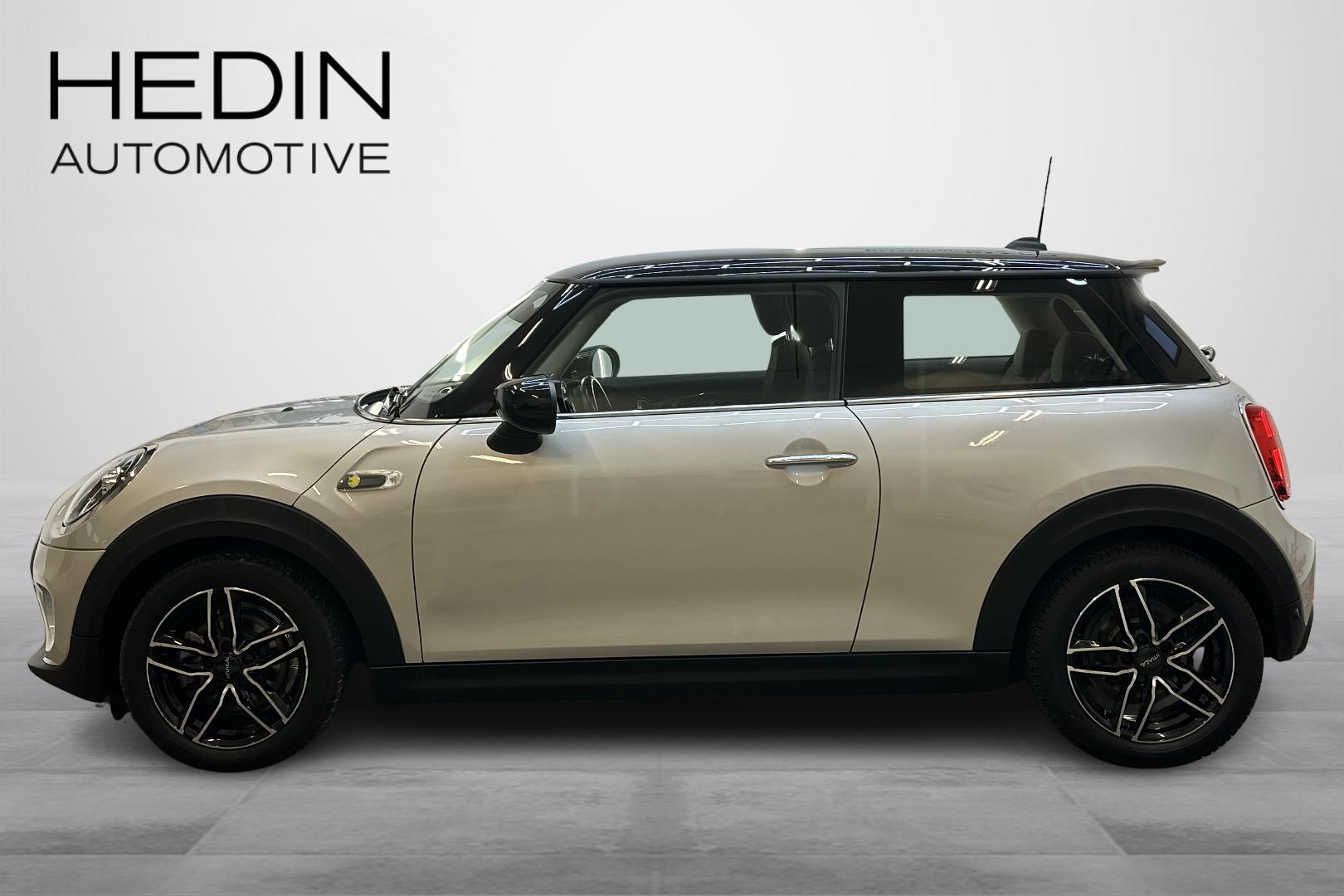 Mini Hatchback 2021