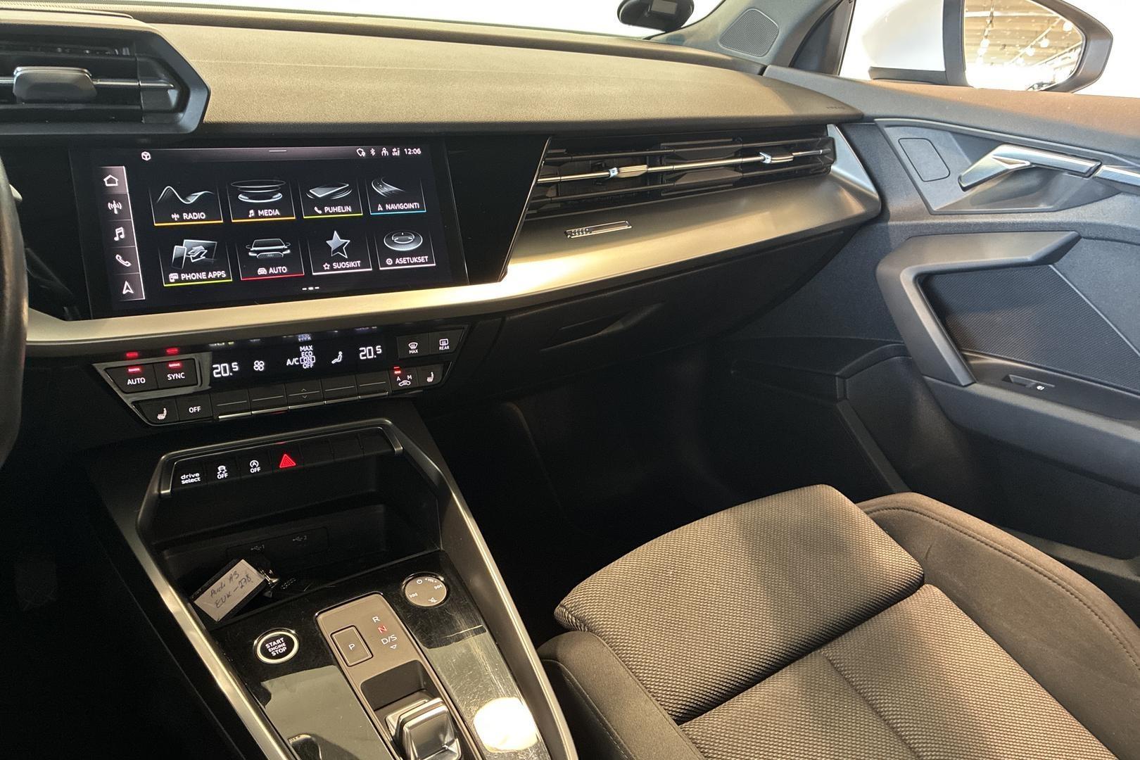 AUDI A3 2022