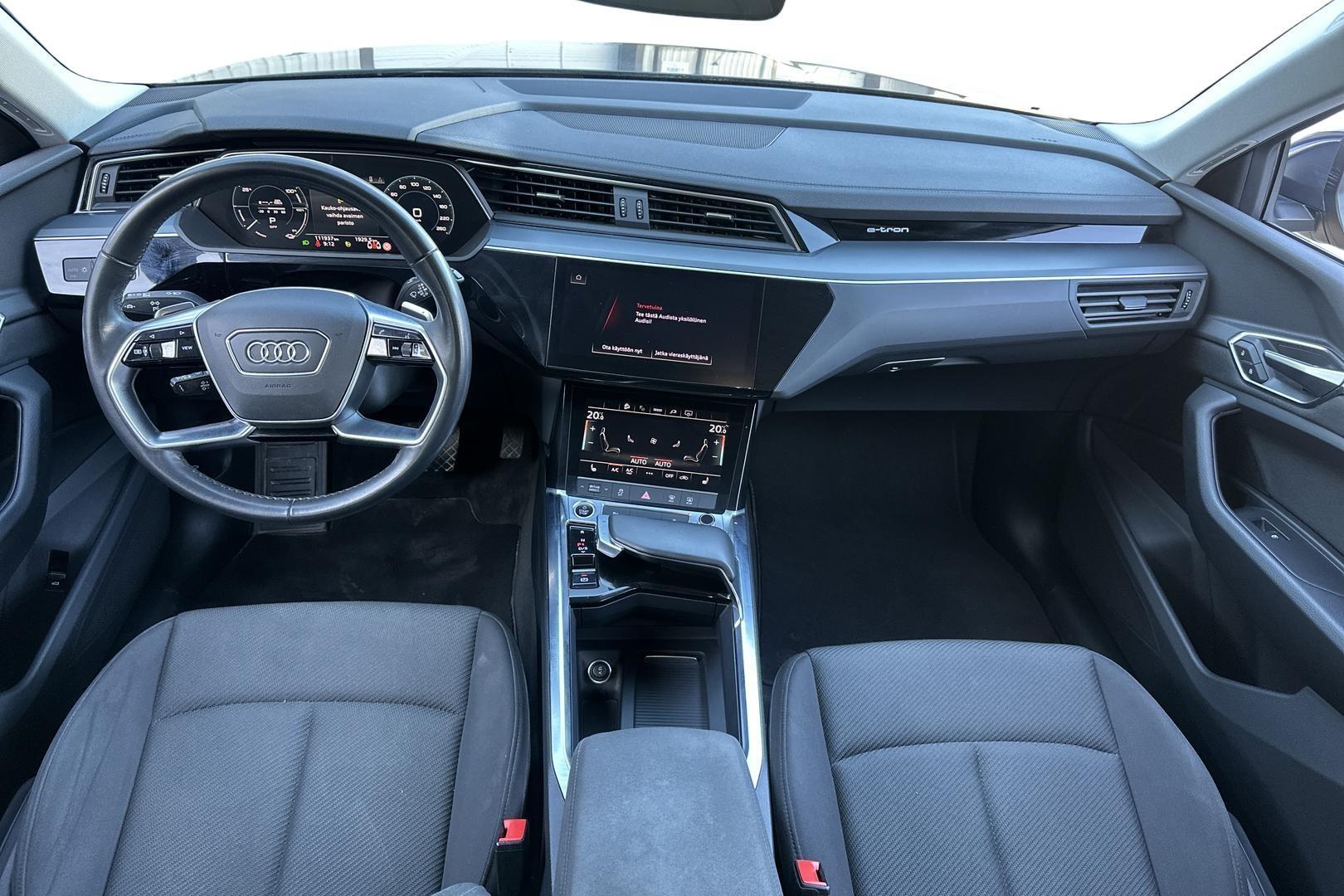 AUDI Q8 e-tron 2023