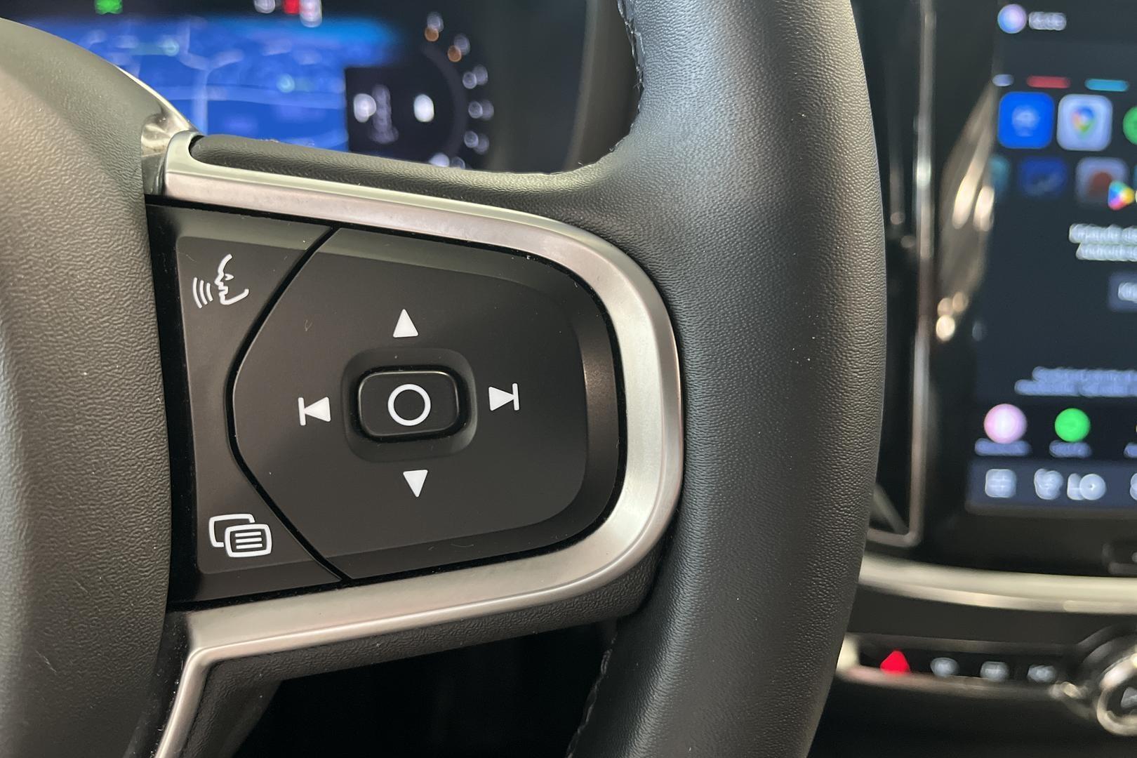 VOLVO V60 2022