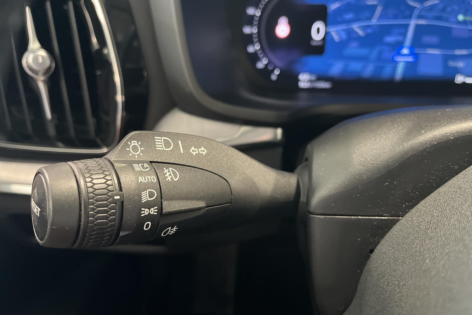 VOLVO V60 2022