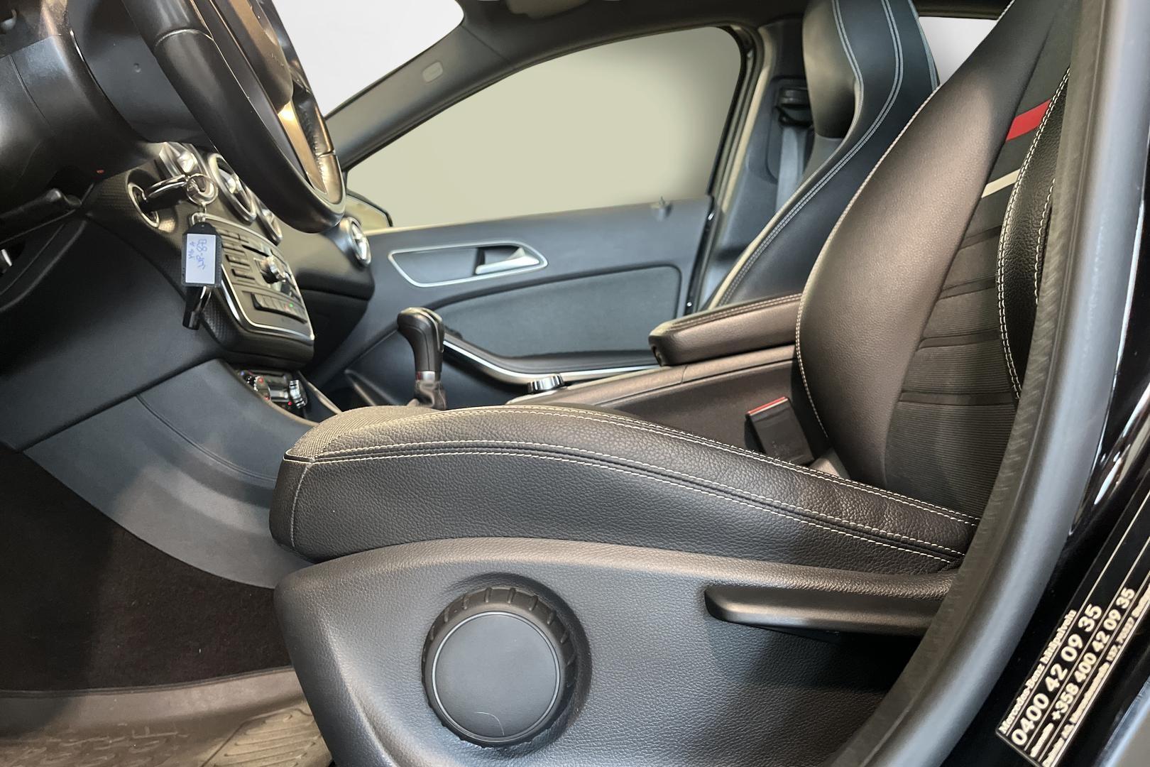 Mercedes-Benz A 2015