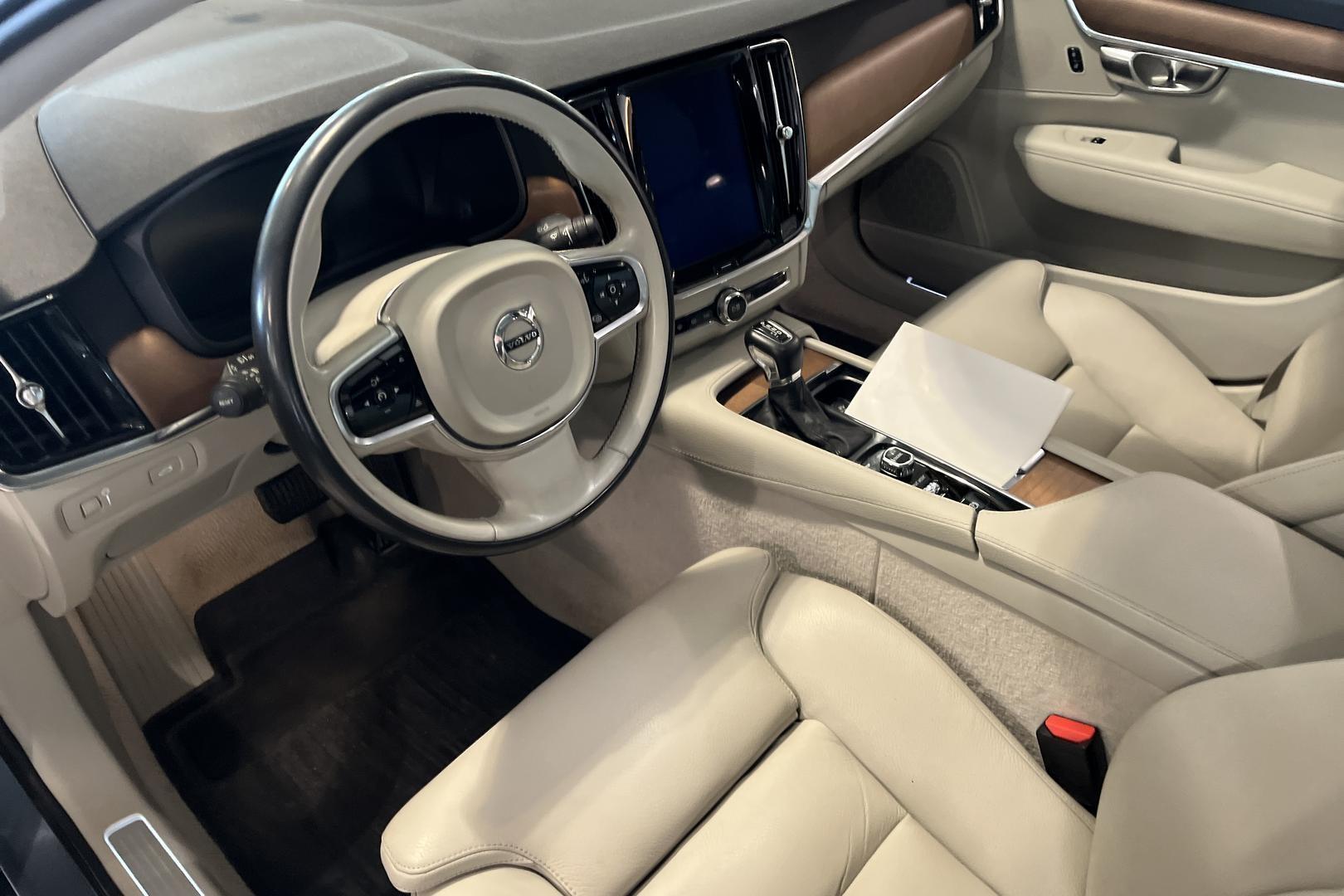 Volvo S90 2016