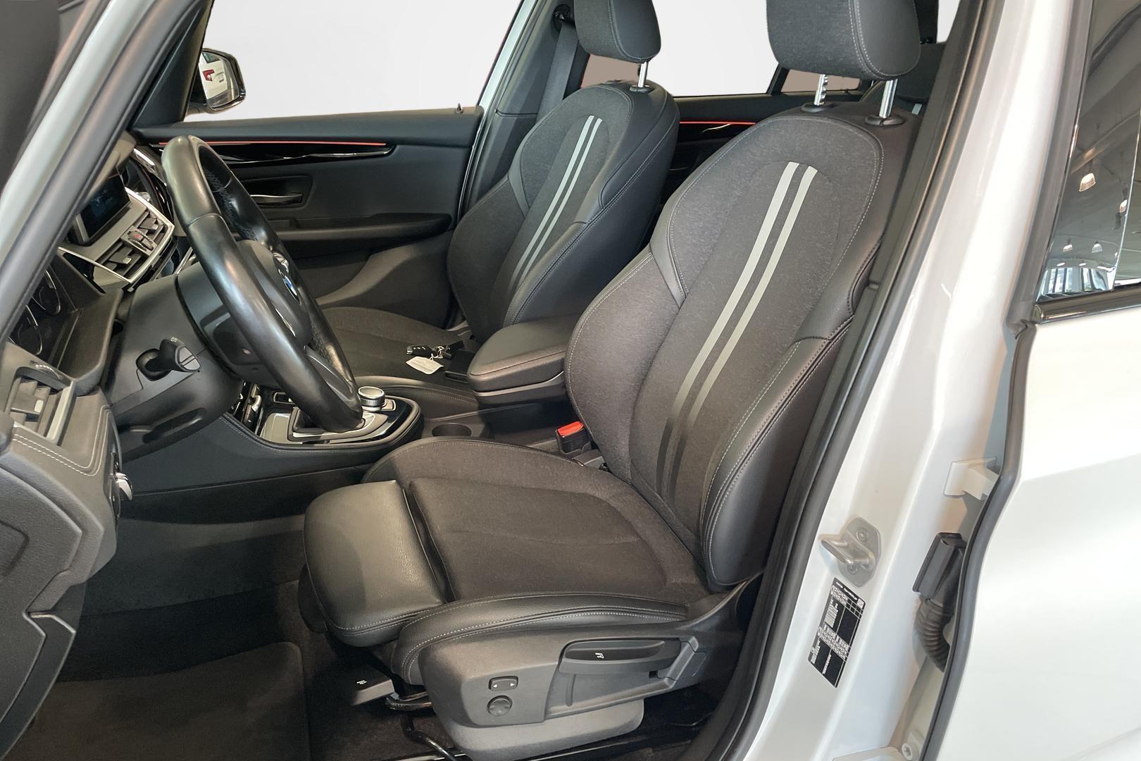 BMW 218 2022